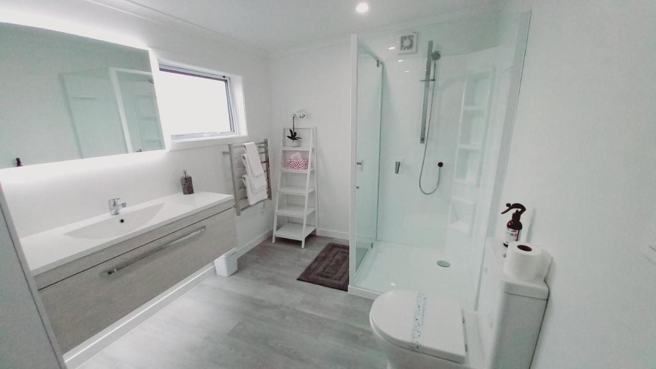 Coromandel Town Harbourside Cottage Luxury Accommodation Exterior photo