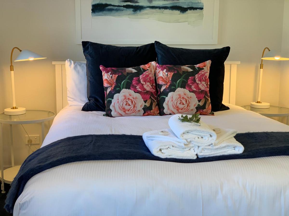 Coromandel Town Harbourside Cottage Luxury Accommodation Exterior photo